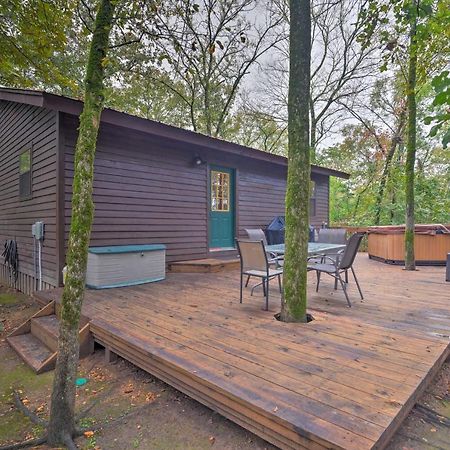 Hochatown Hideaway With Hot Tub, Grill And Fire Pit! Villa Stephens Gap Eksteriør billede